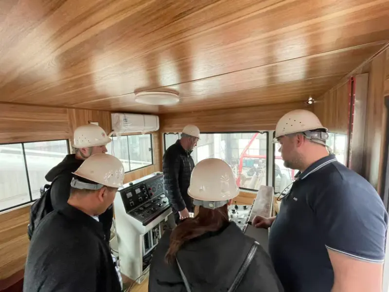 Russia Clients Vist for Reperiens JMD550 Cutter Suction Dredger